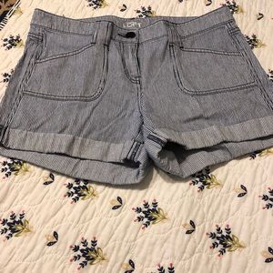 Denim shorts in cute classic engineer stripes